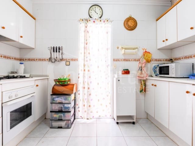 2 slaapkamer Appartement te koop in La Zenia, Orihuela - € 160.000 (Ref: 9788255)