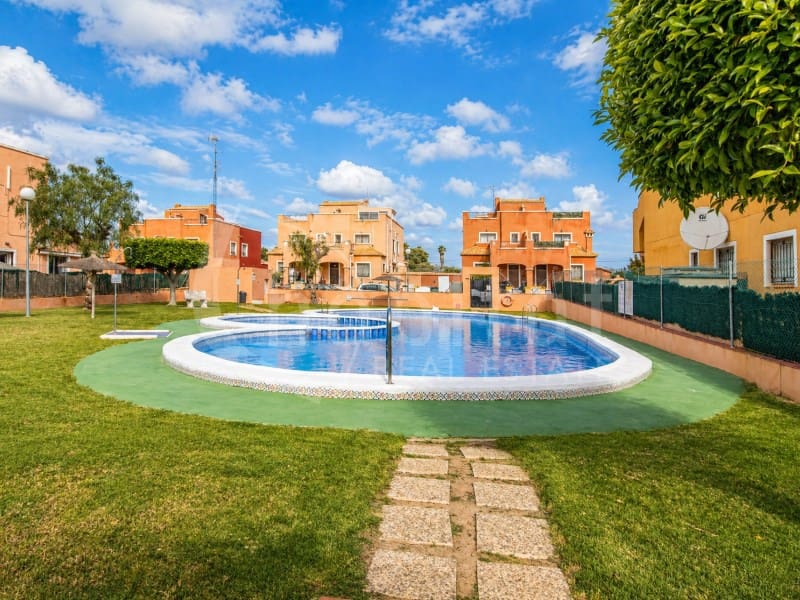 2 slaapkamer Appartement te koop in Los Montesinos - € 134.900 (Ref: 9811414)