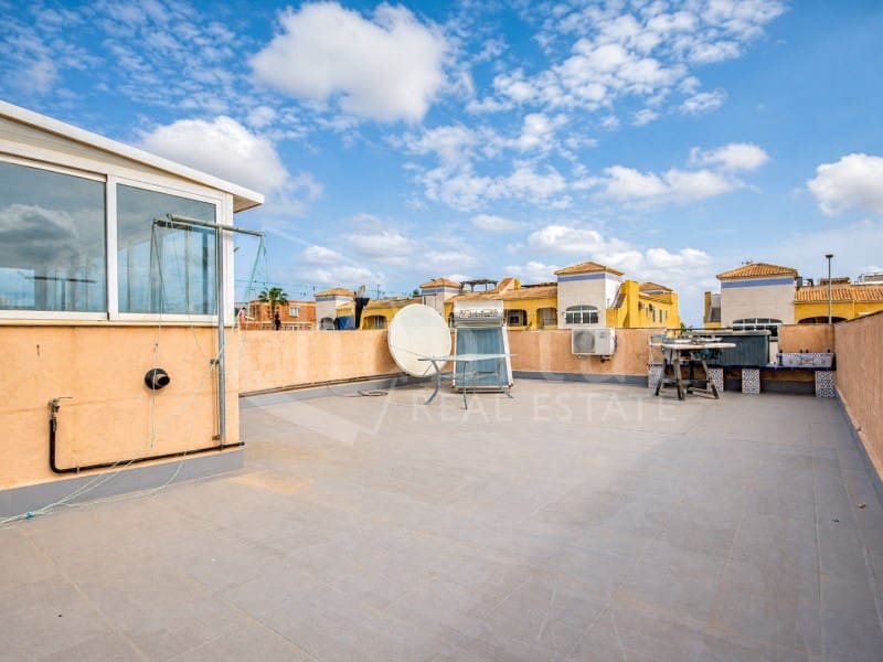 3 slaapkamer Huis te koop in Los Montesinos - € 186.500 (Ref: 9817877)