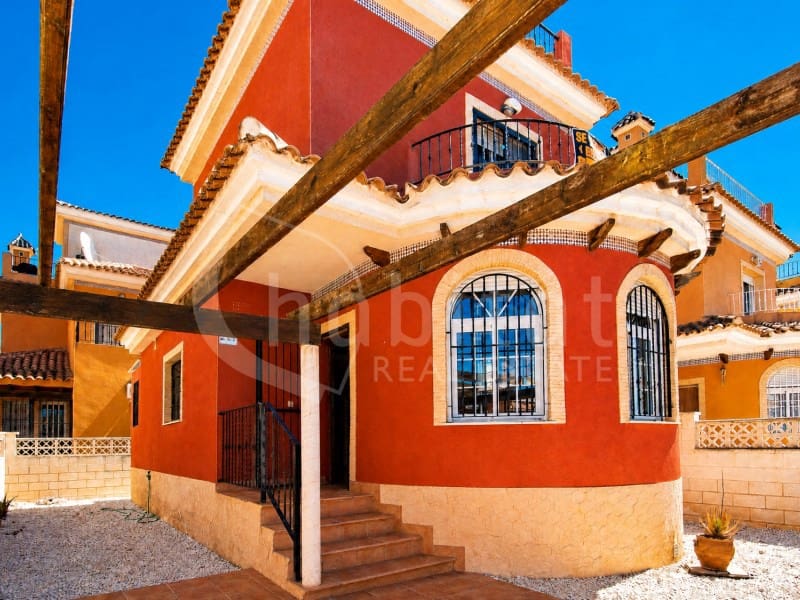 3 quarto Moradia para venda em Los Montesinos - 220 000 € (Ref: 9833609)
