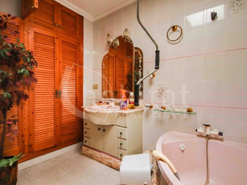 Pareado de 5 habitaciones en Los Montesinos en venta con garaje - 309.000 € (Ref: 9833611)