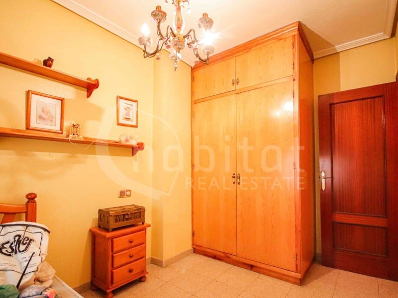 Pareado de 5 habitaciones en Los Montesinos en venta con garaje - 309.000 € (Ref: 9833611)