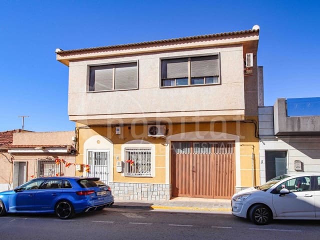 Pareado de 5 habitaciones en Los Montesinos en venta con garaje - 309.000 € (Ref: 9833611)