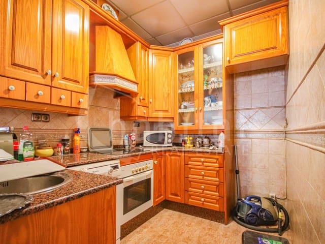 Pareado de 5 habitaciones en Los Montesinos en venta con garaje - 309.000 € (Ref: 9833611)