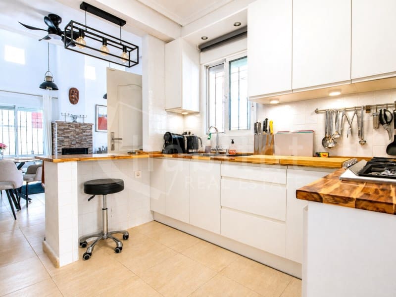 3 soveværelse Villa til salg i Los Montesinos - € 299.000 (Ref: 9839201)