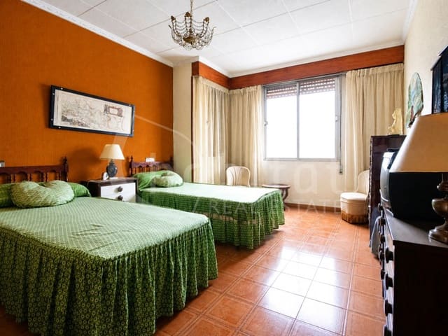 Casa de 5 habitaciones en Los Montesinos en venta con garaje - 393.000 € (Ref: 9842755)