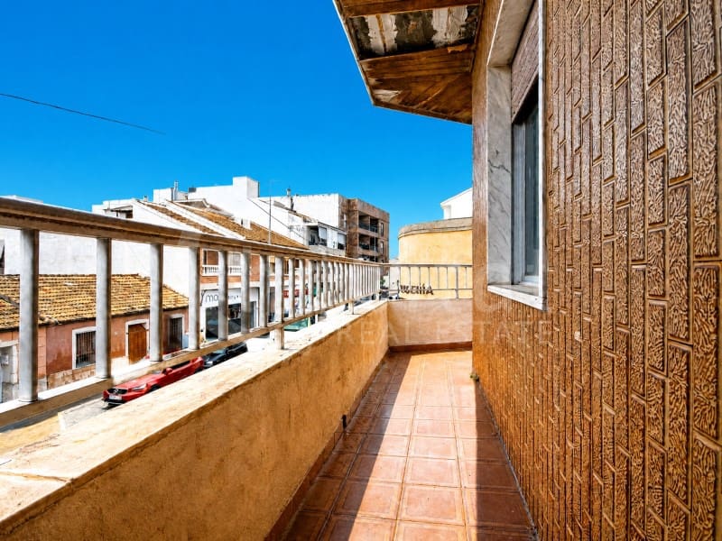 Casa de 5 habitaciones en Los Montesinos en venta con garaje - 393.000 € (Ref: 9842755)