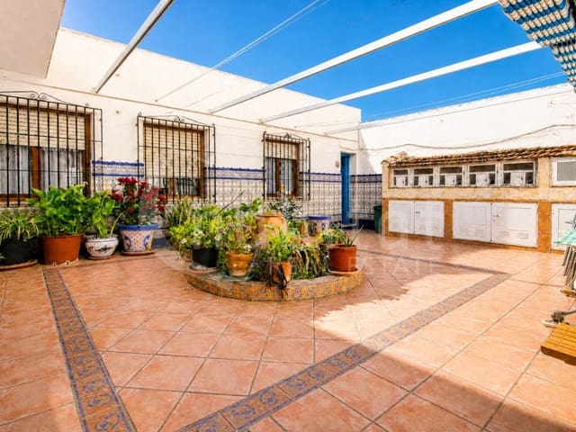 4 sovrum Hus till salu i Los Montesinos med garage - 235 000 € (Ref: 9842756)