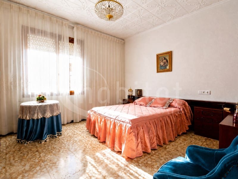 4 bedroom Townhouse for sale in Los Montesinos with garage - € 235,000 (Ref: 9842756)