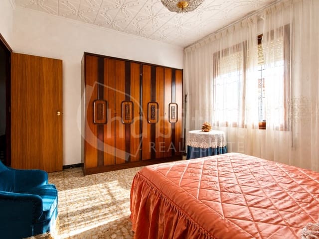 4 sovrum Hus till salu i Los Montesinos med garage - 235 000 € (Ref: 9842756)