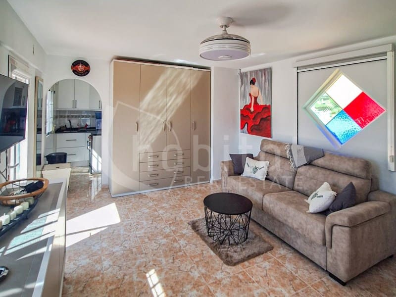 4 Zimmer Villa zu verkaufen in Orihuela mit Pool Garage - 485.000 € (Ref: 9850986)