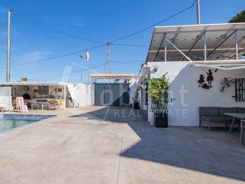 4 Zimmer Villa zu verkaufen in Orihuela mit Pool Garage - 485.000 € (Ref: 9850986)