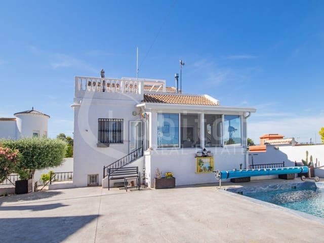 4 Zimmer Villa zu verkaufen in Arneva, Orihuela mit Pool Garage - 485.000 € (Ref: 9850986)
