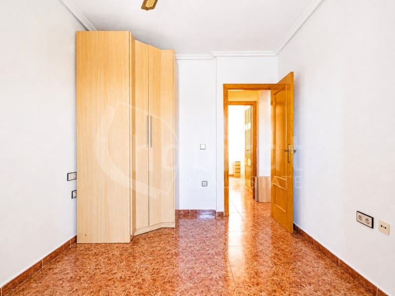 2 bedroom Apartment for sale in Los Montesinos - € 125,000 (Ref: 9855391)