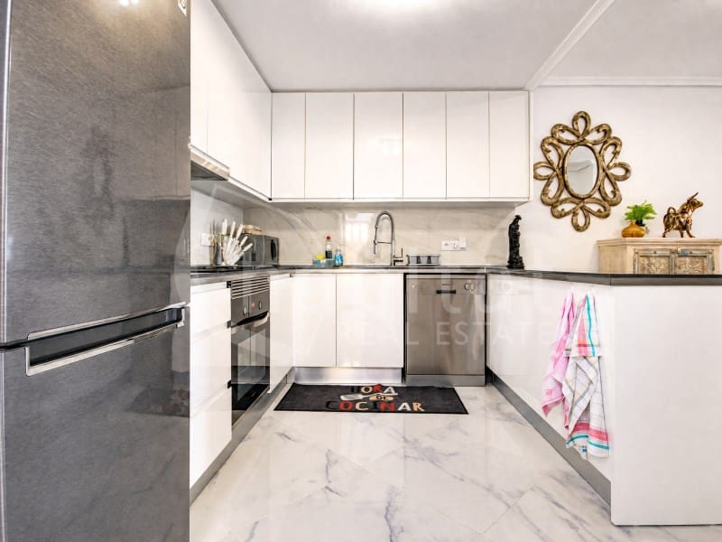 2 quarto Casa em Banda para venda em Los Montesinos com piscina - 280 000 € (Ref: 9892281)