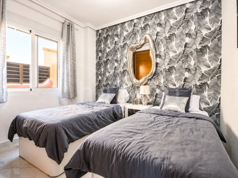 2 quarto Casa em Banda para venda em Los Montesinos com piscina - 280 000 € (Ref: 9892281)