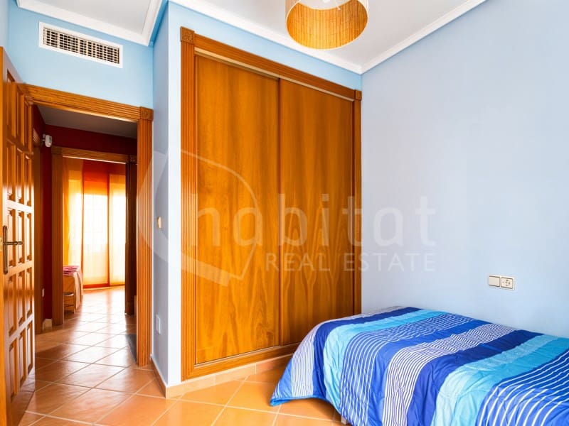 3 bedroom Villa for sale in Los Montesinos with pool garage - € 195,000 (Ref: 9966314)