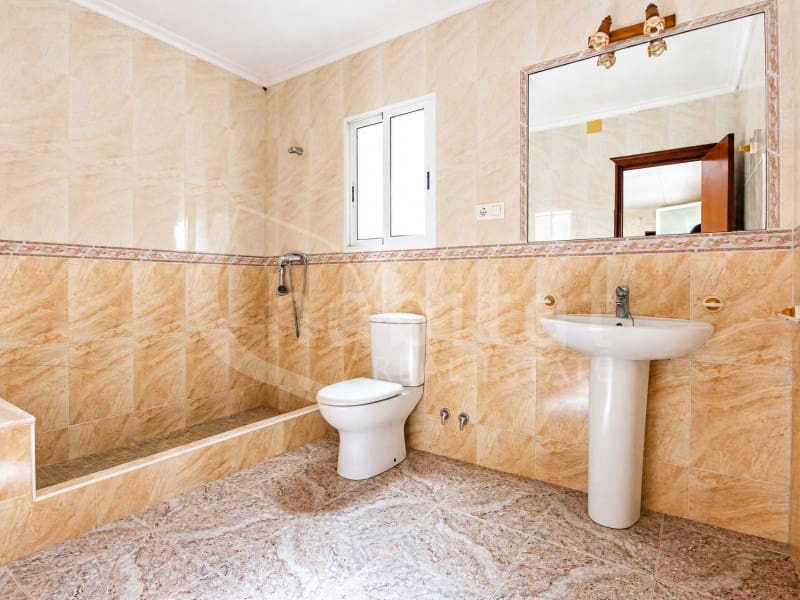 3 slaapkamer Huis te koop in Los Montesinos met garage - € 209.900 (Ref: 9974990)