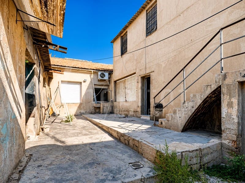 3 slaapkamer Huis te koop in Los Montesinos met garage - € 209.900 (Ref: 9974990)