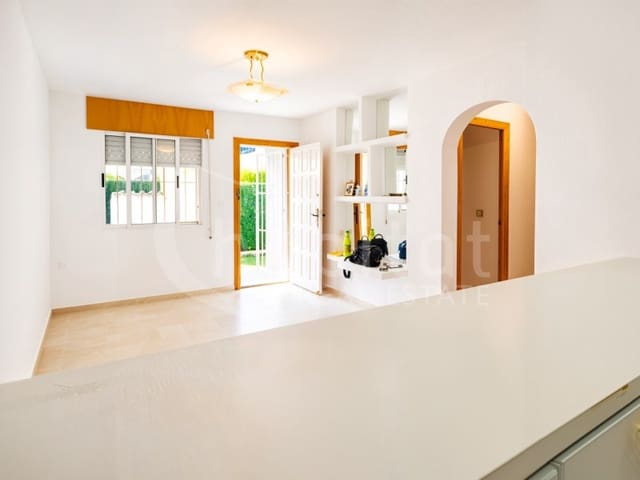 Casa de 3 habitaciones en Los Balcones - Los Altos, Torrevieja en venta con piscina - 147.000 € (Ref: 9978478)