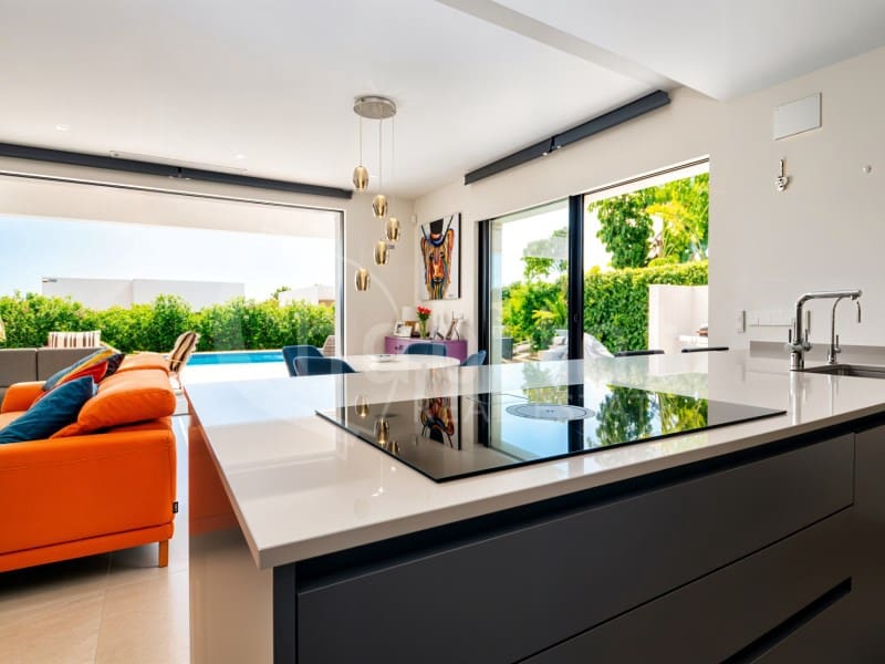 4 chambre Villa/Maison à vendre à Los Montesinos avec piscine - 595 000 € (Ref: 9984538)