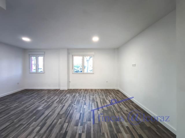 Piso de 3 habitaciones en Huesca ciudad en venta - 190.000 € (Ref: 9650094)