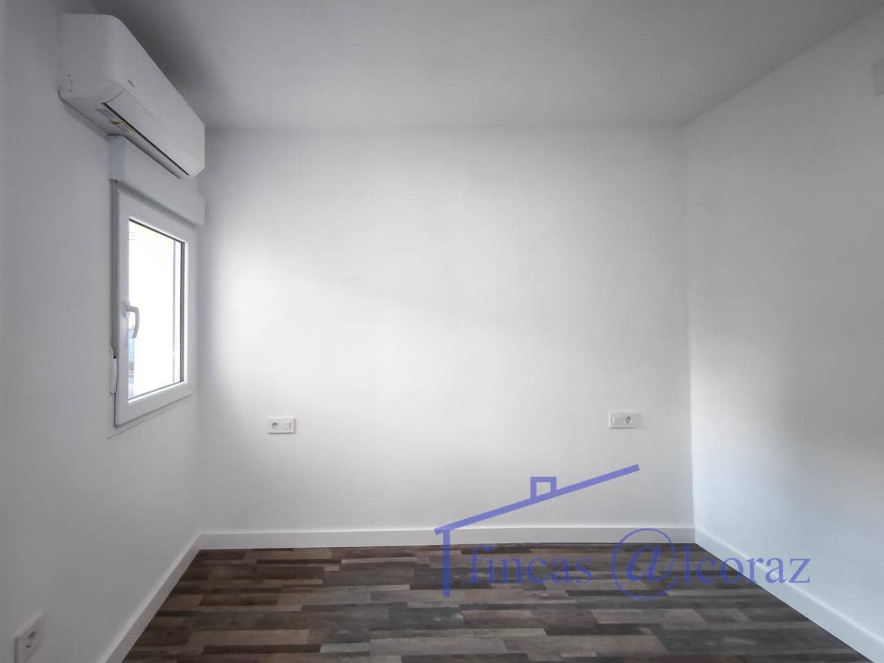 Piso de 3 habitaciones en Huesca ciudad en venta con garaje - 190.000 € (Ref: 9650094)