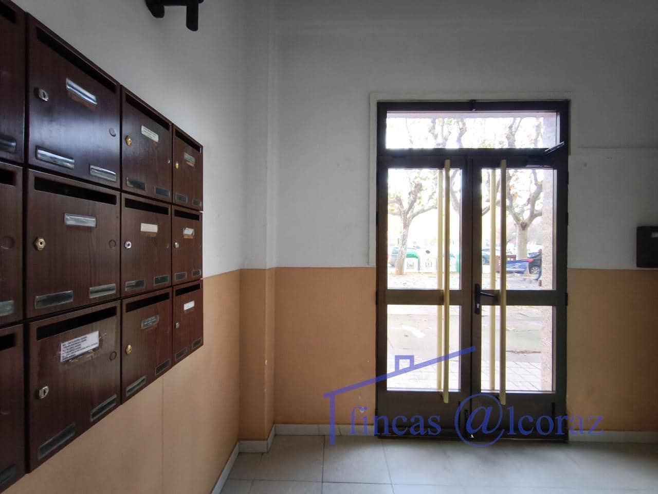 Piso de 3 habitaciones en Huesca ciudad en venta con garaje - 190.000 € (Ref: 9650094)