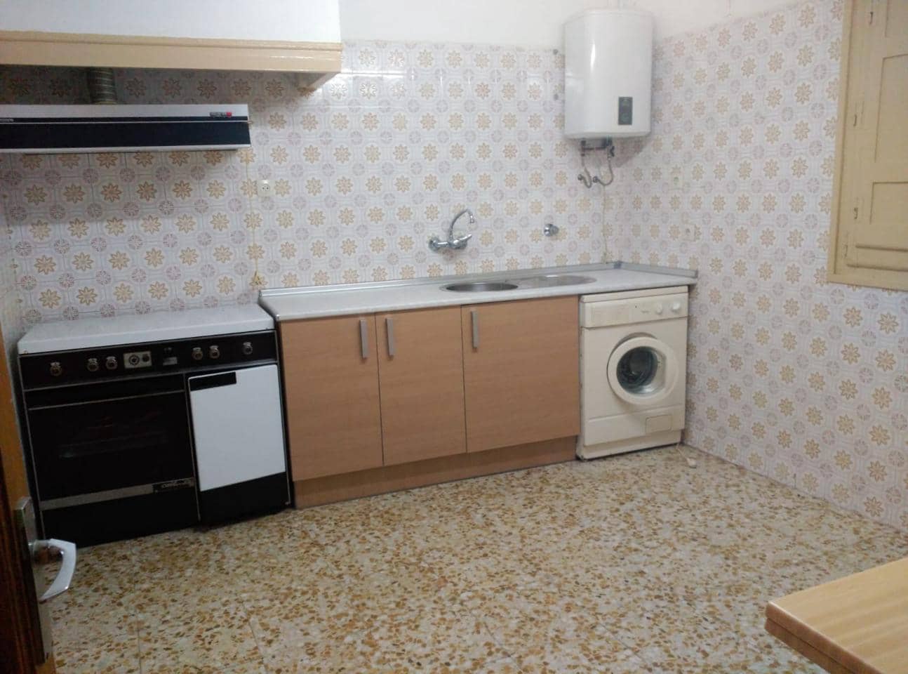 Finca/Casa Rural de 4 habitaciones en Tardienta en venta - 65.000 € (Ref: 9650095)