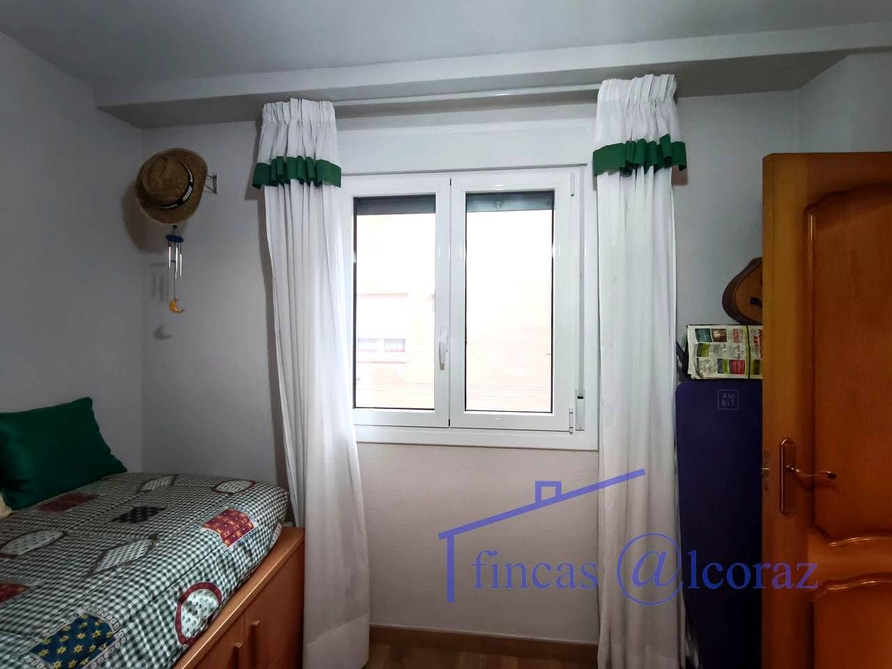 Piso de 3 habitaciones en Huesca ciudad en venta con garaje - 189.000 € (Ref: 9650098)