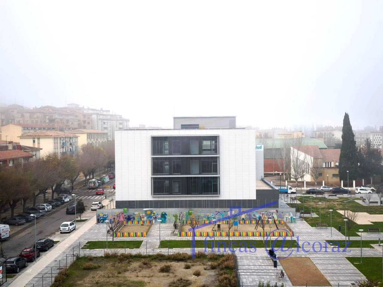 Piso de 3 habitaciones en Huesca ciudad en venta con garaje - 189.000 € (Ref: 9650098)