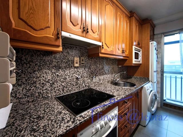 Piso de 3 habitaciones en Huesca ciudad en venta - 189.000 € (Ref: 9650098)