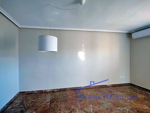 4 quarto Apartamento para arrendar em Huesca cidade com piscina garagem - 1 000 € (Ref: 9650100)