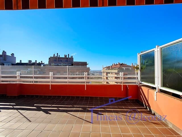 4 quarto Apartamento para arrendar em Huesca cidade com piscina garagem - 1 000 € (Ref: 9650100)