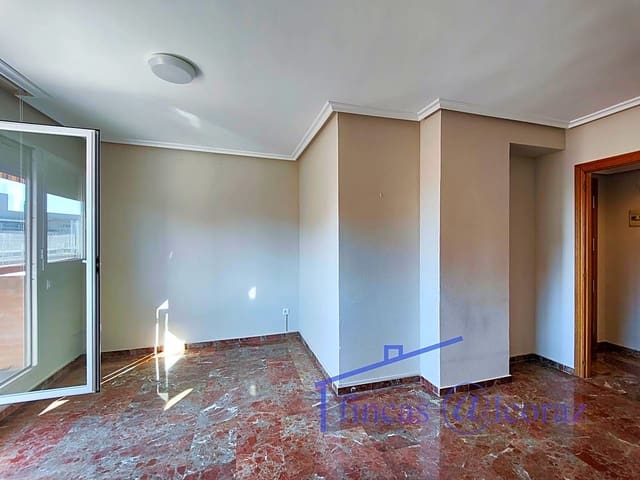 4 quarto Apartamento para arrendar em Huesca cidade com piscina garagem - 1 000 € (Ref: 9650100)