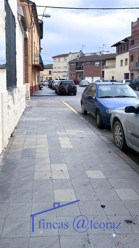 3 bedroom Business for sale in Sarinena - € 115,000 (Ref: 9650101)