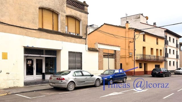 3 bedroom Business for sale in Sariñena - € 115,000 (Ref: 9650101)