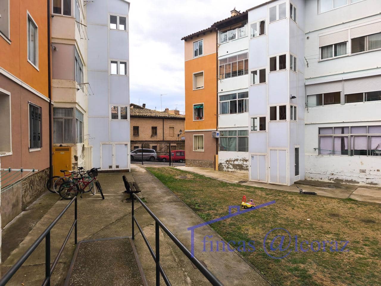 3 chambre Appartement à vendre à Huesca ville - 165 000 € (Ref: 9650102)