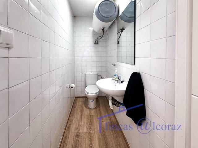 3 quarto Empresa para arrendar em Huesca cidade - 350 € (Ref: 9650103)