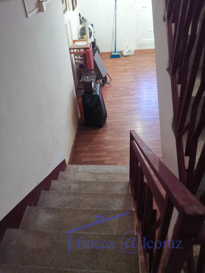 Chalet de 4 habitaciones en Tardienta en venta - 107.000 € (Ref: 9650106)