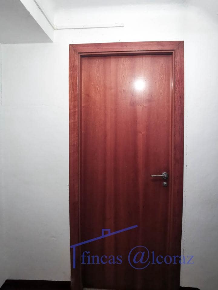 Chalet de 4 habitaciones en Tardienta en venta - 107.000 € (Ref: 9650106)