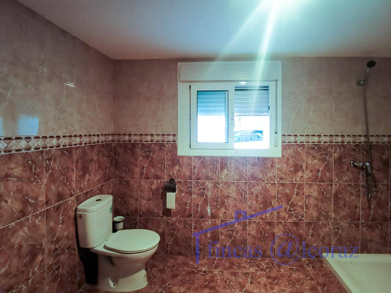 Chalet de 4 habitaciones en Tardienta en venta - 107.000 € (Ref: 9650106)