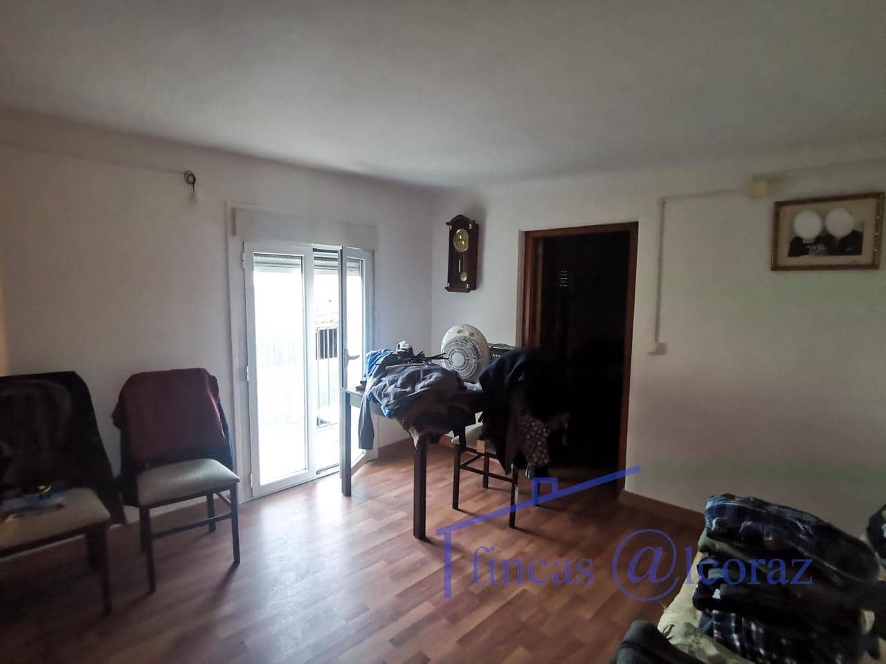 Chalet de 4 habitaciones en Tardienta en venta - 107.000 € (Ref: 9650106)