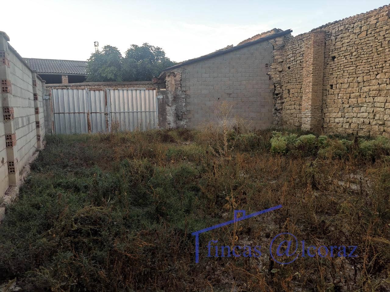 Chalet de 4 habitaciones en Tardienta en venta - 107.000 € (Ref: 9650106)