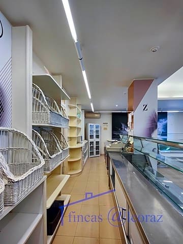 3 bedroom Business for sale in Huesca city - € 120,000 (Ref: 9650107)