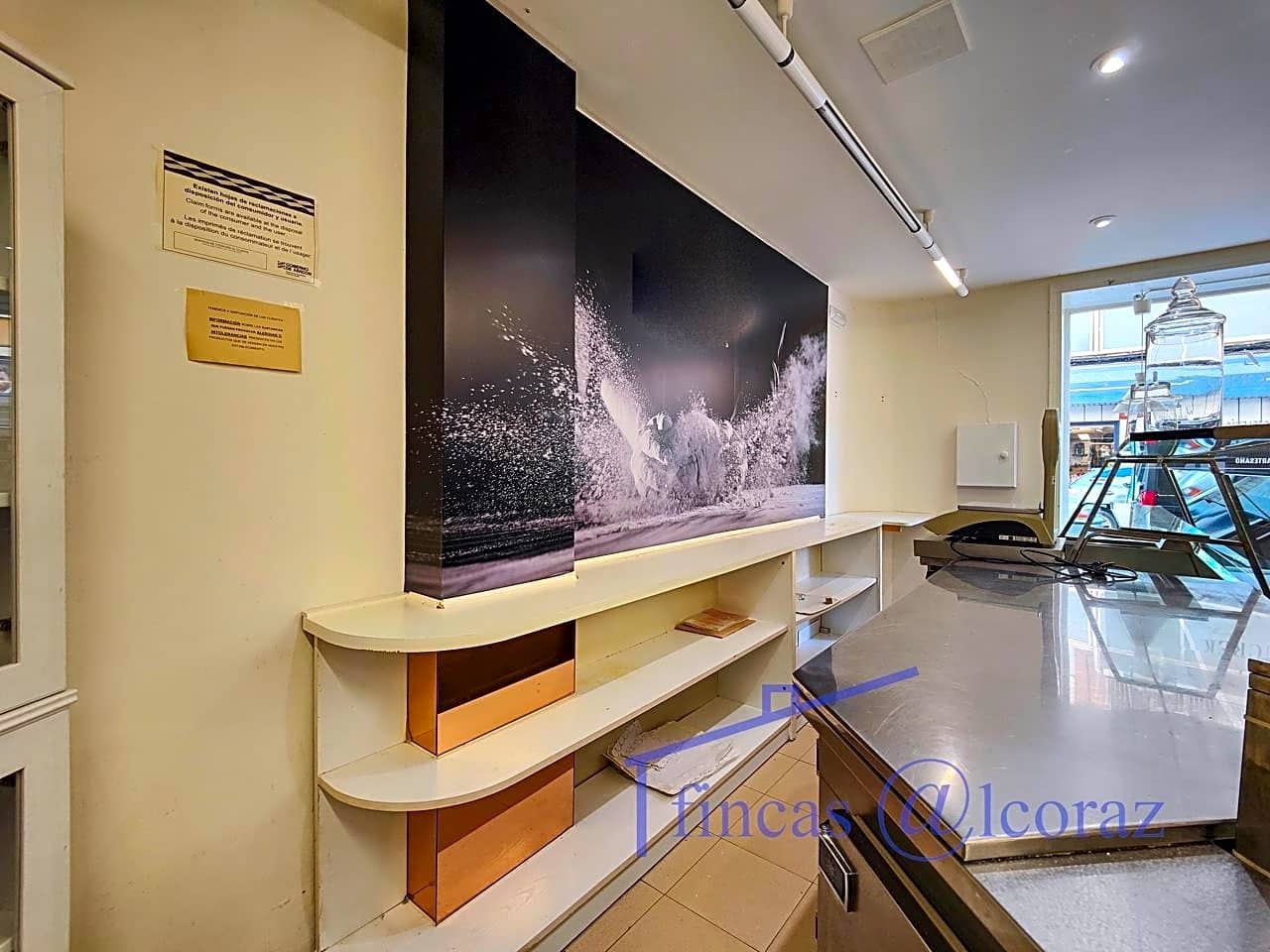 3 bedroom Business for sale in Huesca city - € 120,000 (Ref: 9650107)