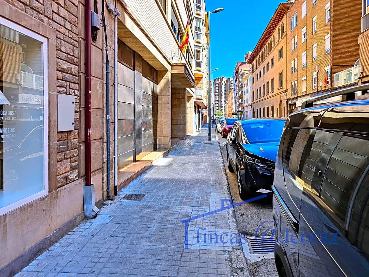 3 bedroom Business for sale in Huesca city - € 120,000 (Ref: 9650107)