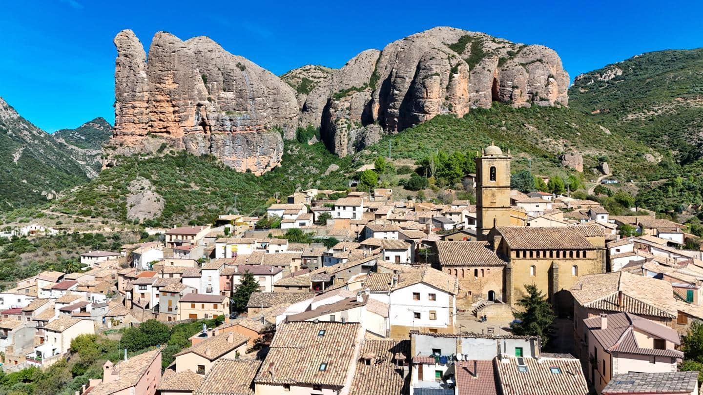 Piso de 2 habitaciones en Agüero en venta con garaje - 120.000 € (Ref: 9650109)