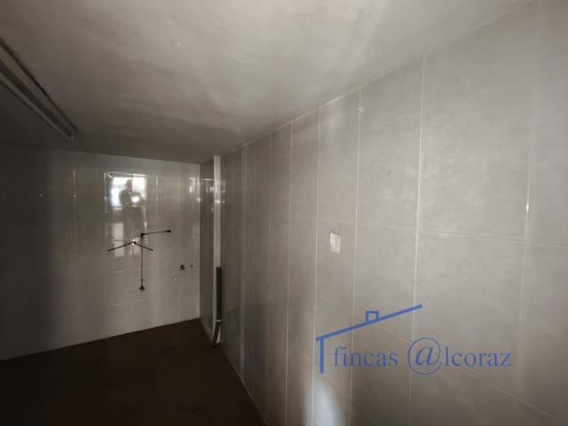 4 quarto Empresa para arrendar em Huesca cidade - 750 € (Ref: 9650112)