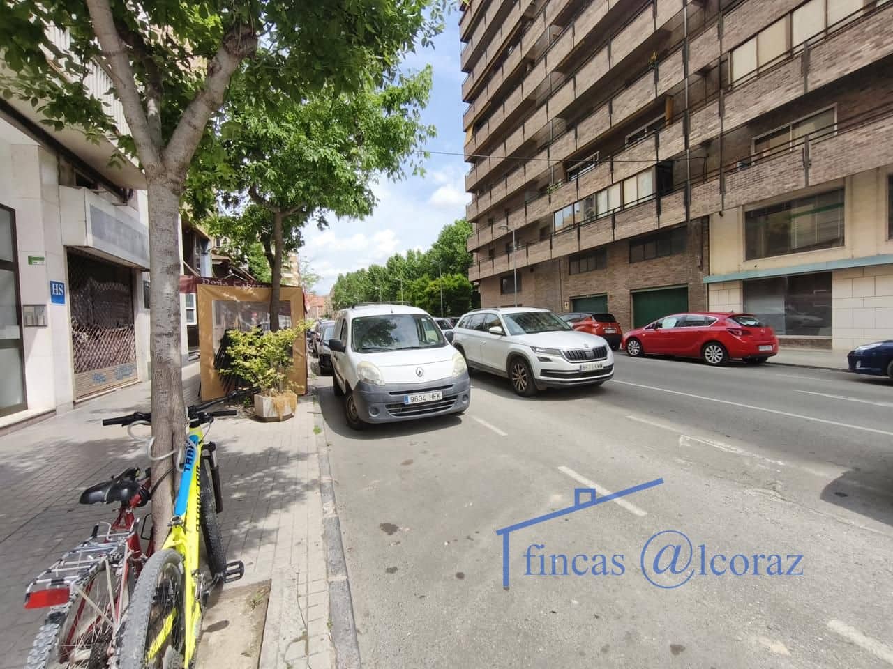 4 makuuhuone Yritys vuokrattavana paikassa Huesca kaupunki - 750 € (Ref: 9650112)